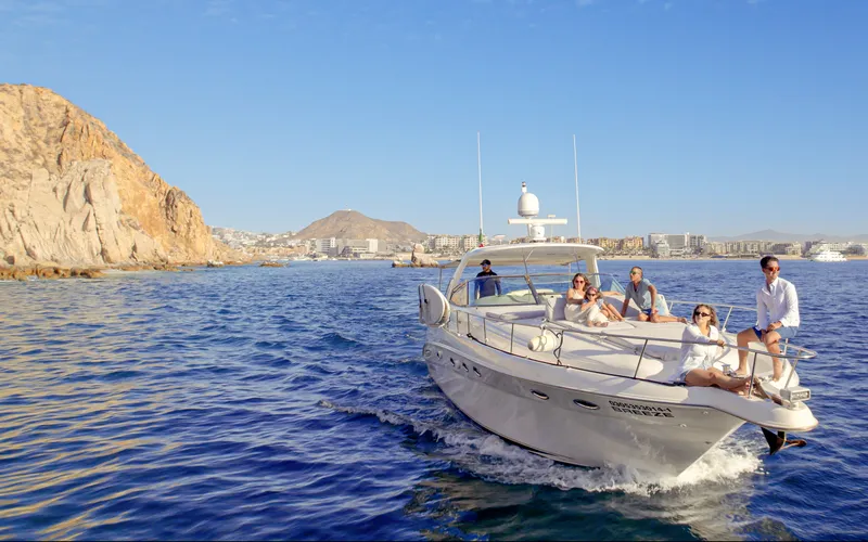 Luxury Yacht 51'