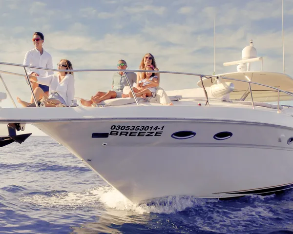 Luxury Yacht 51'