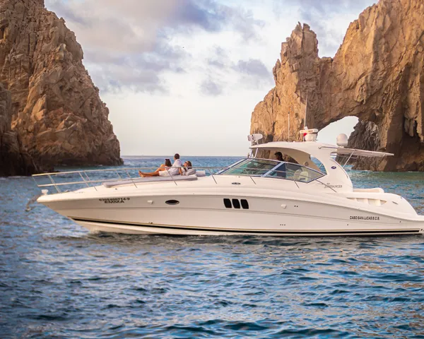 Luxury Yacht 45'